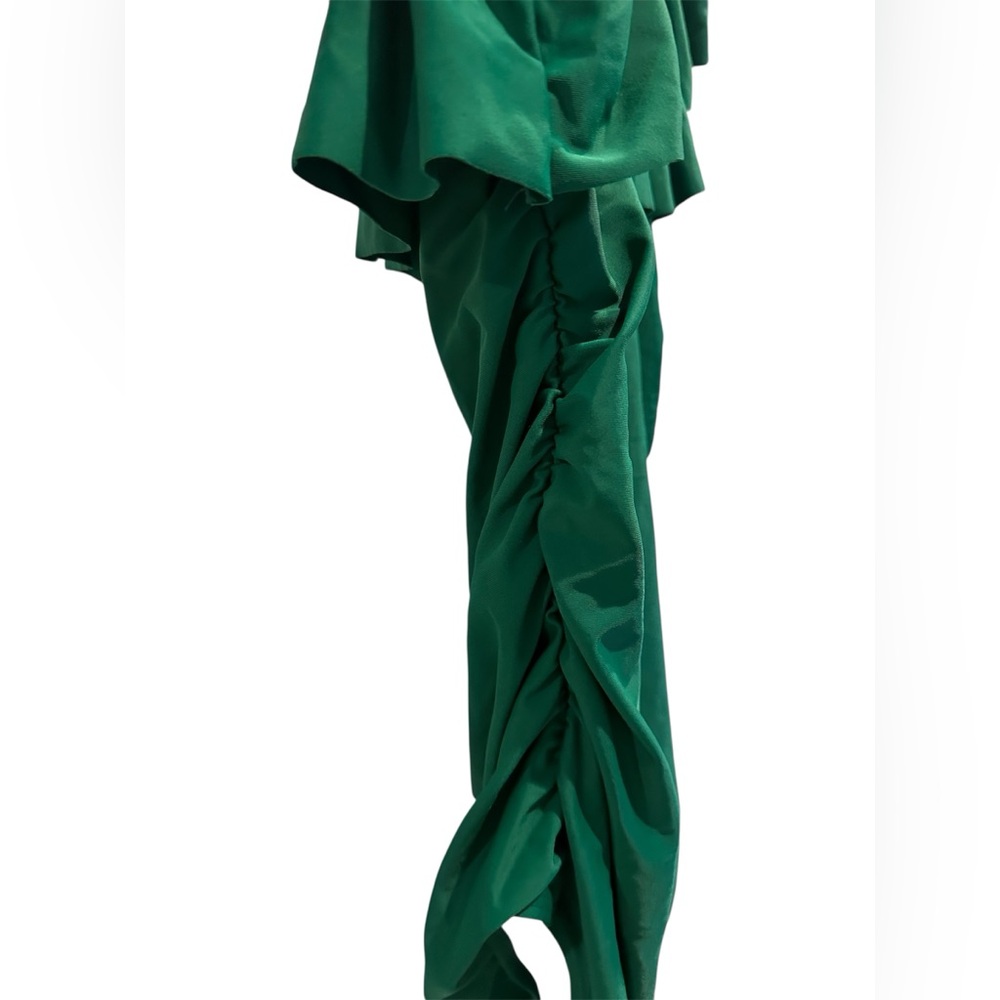 NWT Walkonbeach Green One-Shoulder Ruffle Swimsuit Size Medium - Picture 4 of 9